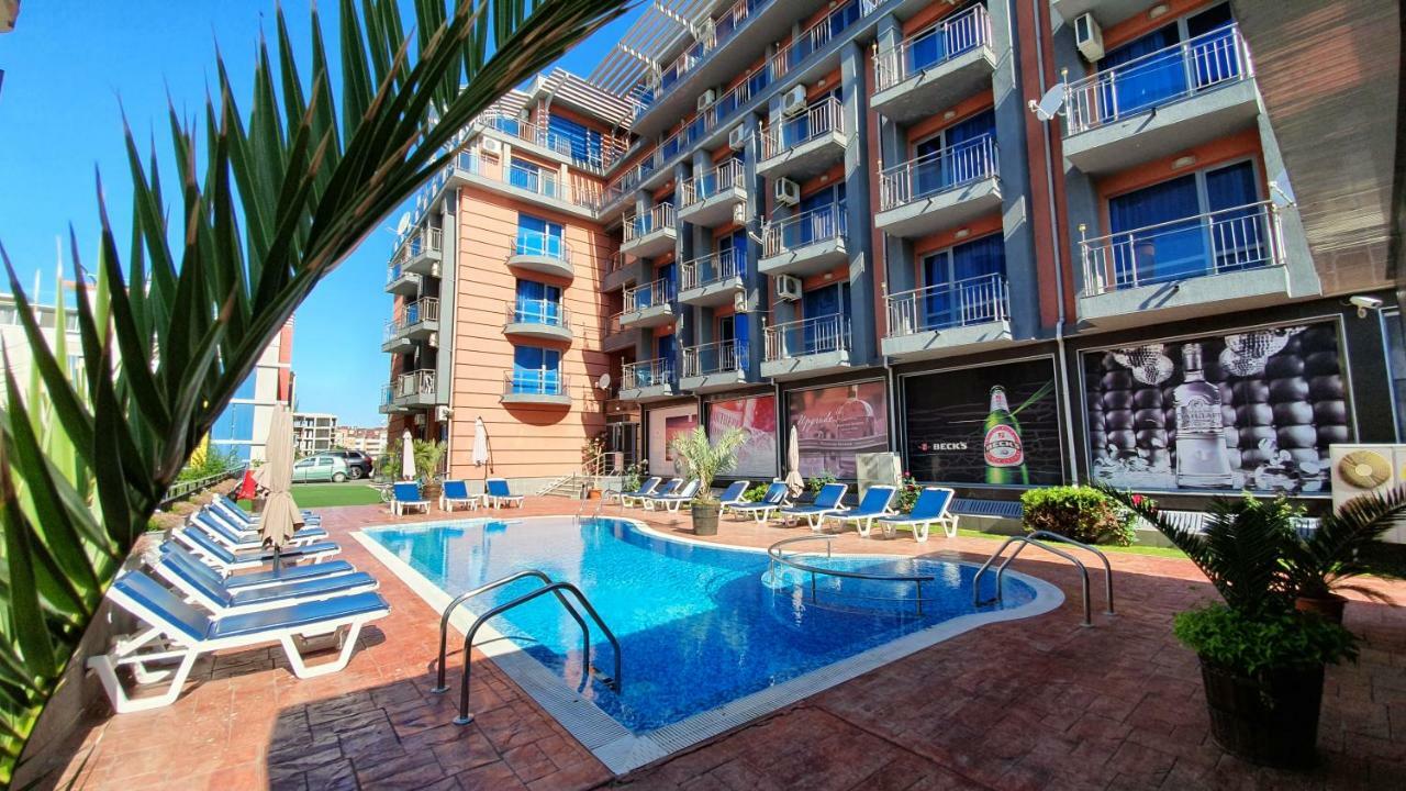 Апартамент Cacao Residence Pantai Sunny Luaran gambar